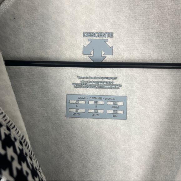 Descente Women's Japanese Luxury Ski 1/4 Zip, Houndstooth Black/White Size 8 - Picture 7 of 9